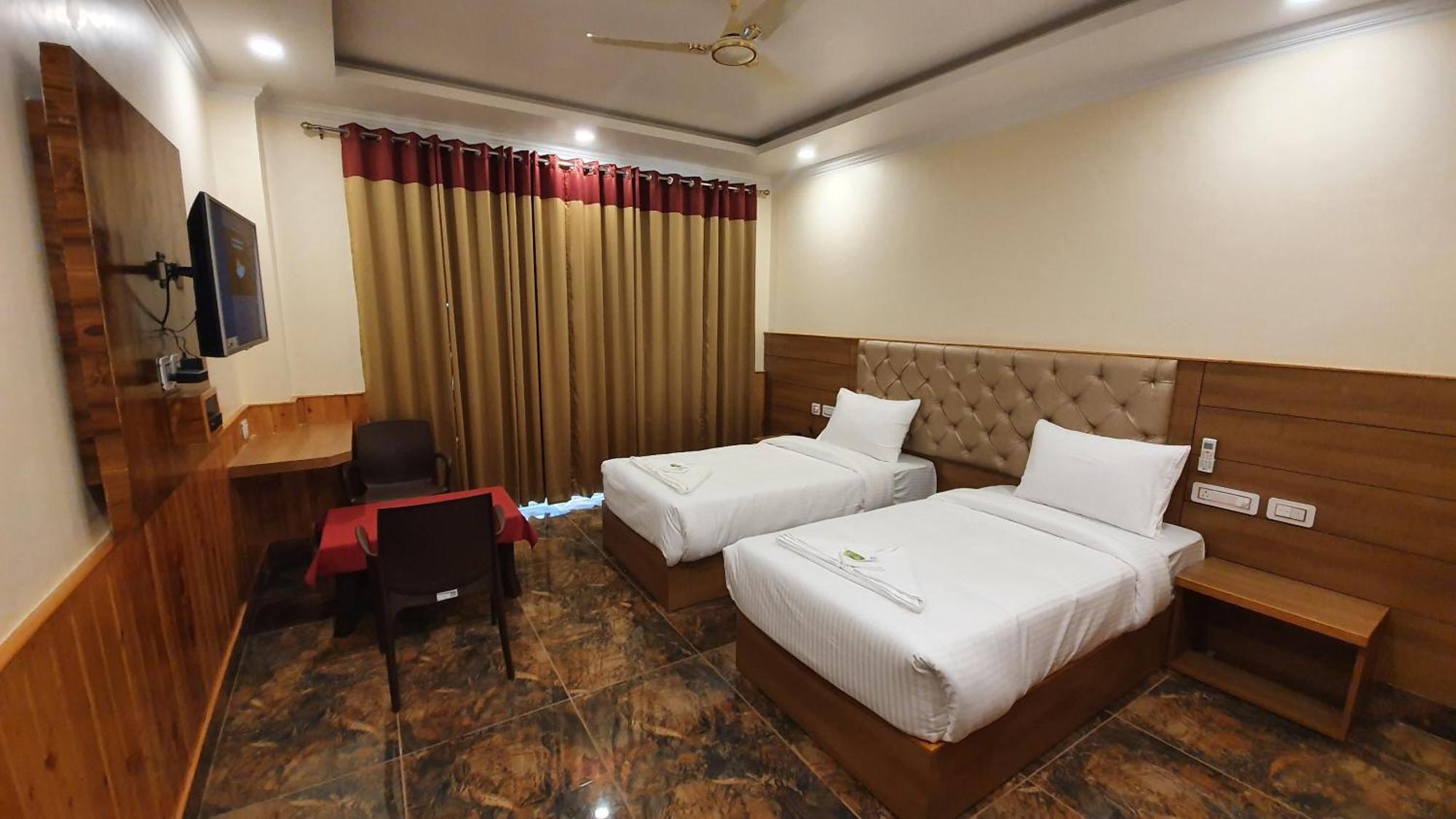 Nomadic Inn ดารัมซาลา ภายนอก รูปภาพ